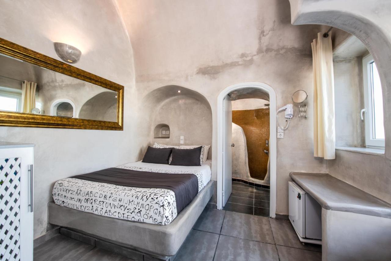 Katerina'S Castle - Caldera Cave Hotel Imerovígli Kültér fotó